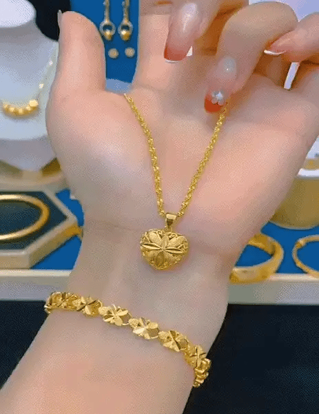1_Brass_Plated_Gold_Heart_Necklace.webp