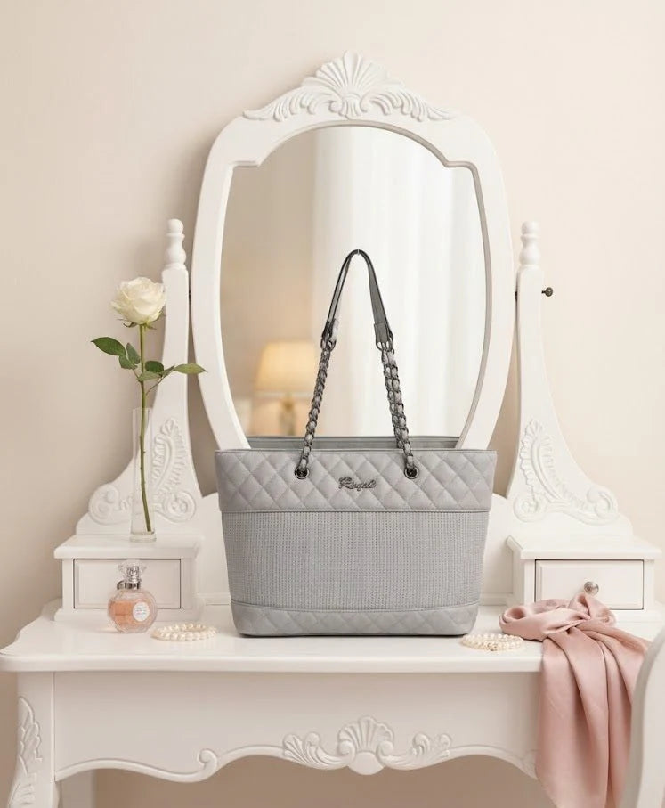 royal-striped-tote-bag-3359904.webp
